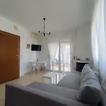 O&a Kallithea Apartment *