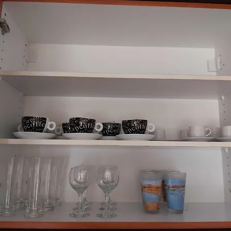 O&a Kallithea Апартаменты *